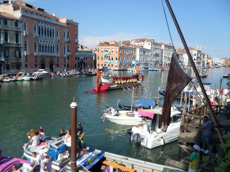 Luxury Apartment On The Grand Canal Veneţia Exterior foto